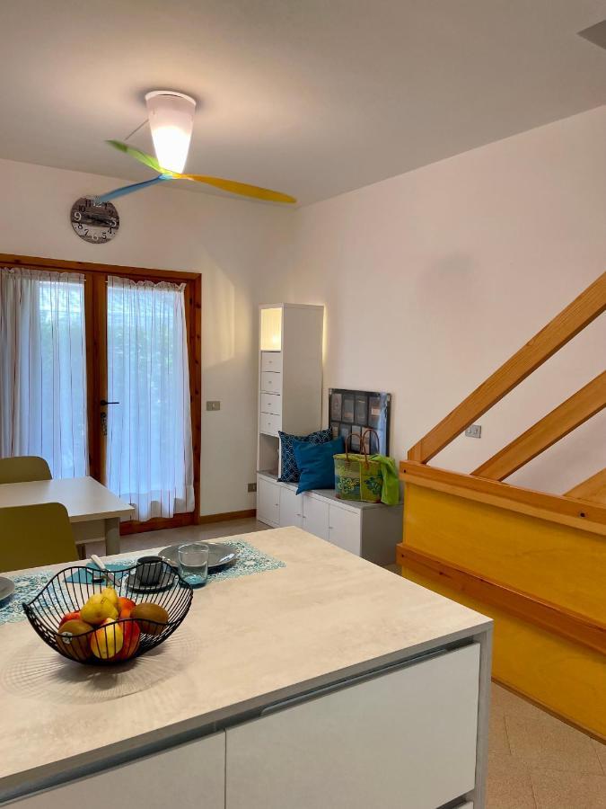 Villa Residenza Mayla Lignano Sabbiadoro Exterior foto